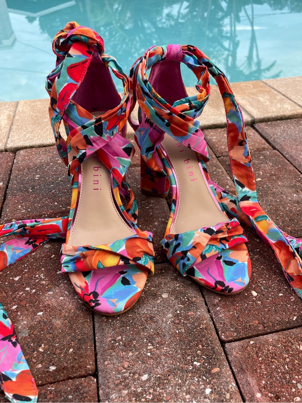 Gianni Bini Astraahh Floral heels Size 7